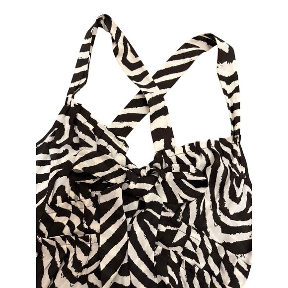 NWT Michael Kohrs 100% Silk Zebra print criss cross Top - Picture 6 of 6